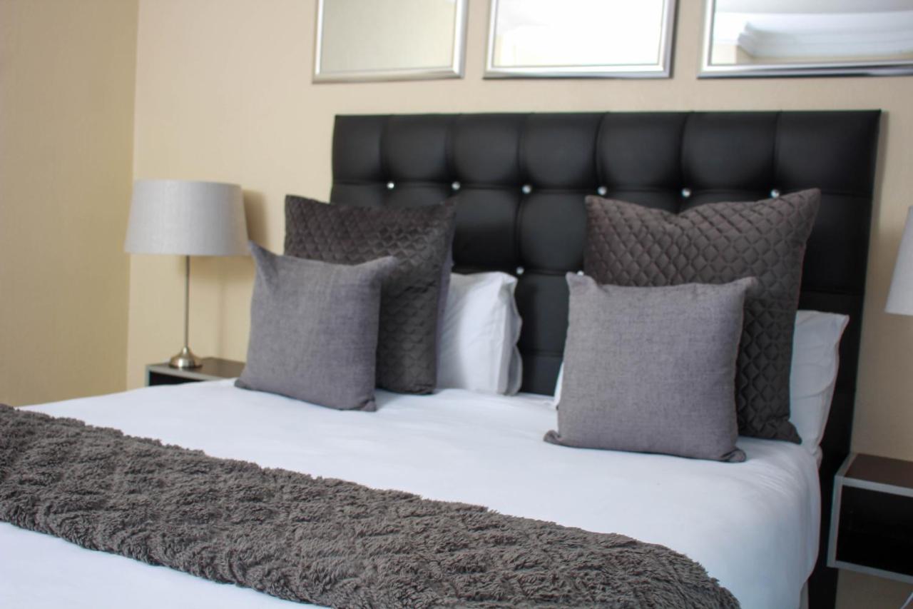 Dineo'S Lodge And Spa Burgersfort Eksteriør bilde